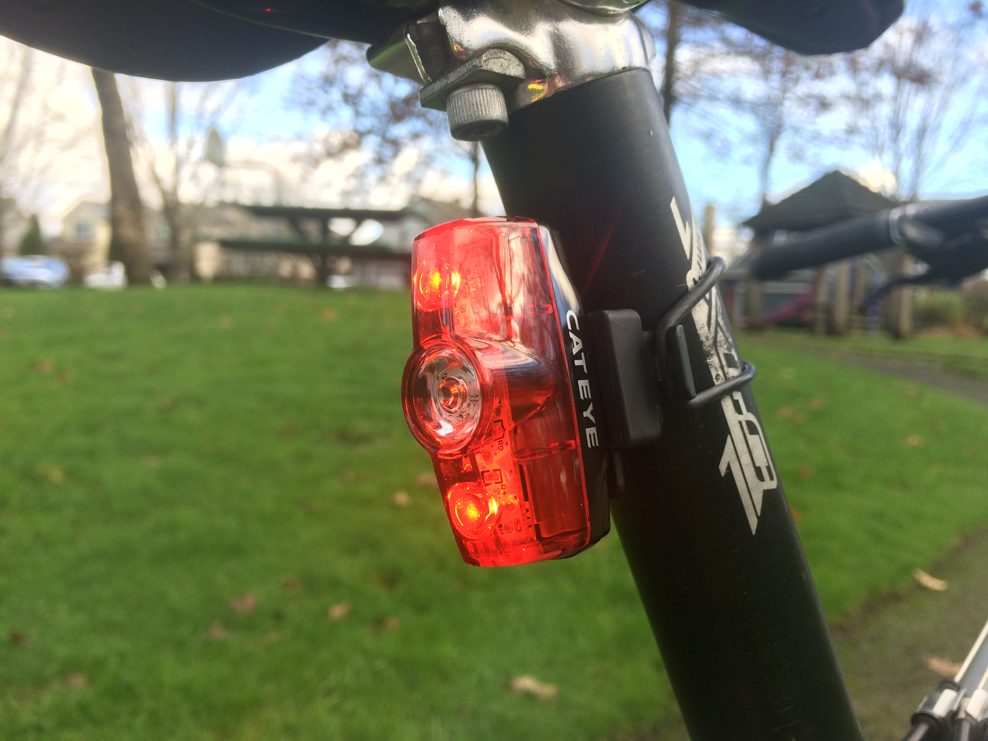 Cateye Rapid X2 USB Rear Bike Light 80 Lmn 
